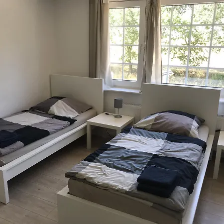 Have-a-nice-stay - Monteurunterkunft - Einzelbetten - Bad - Kueche - Parkplatz Appartamento